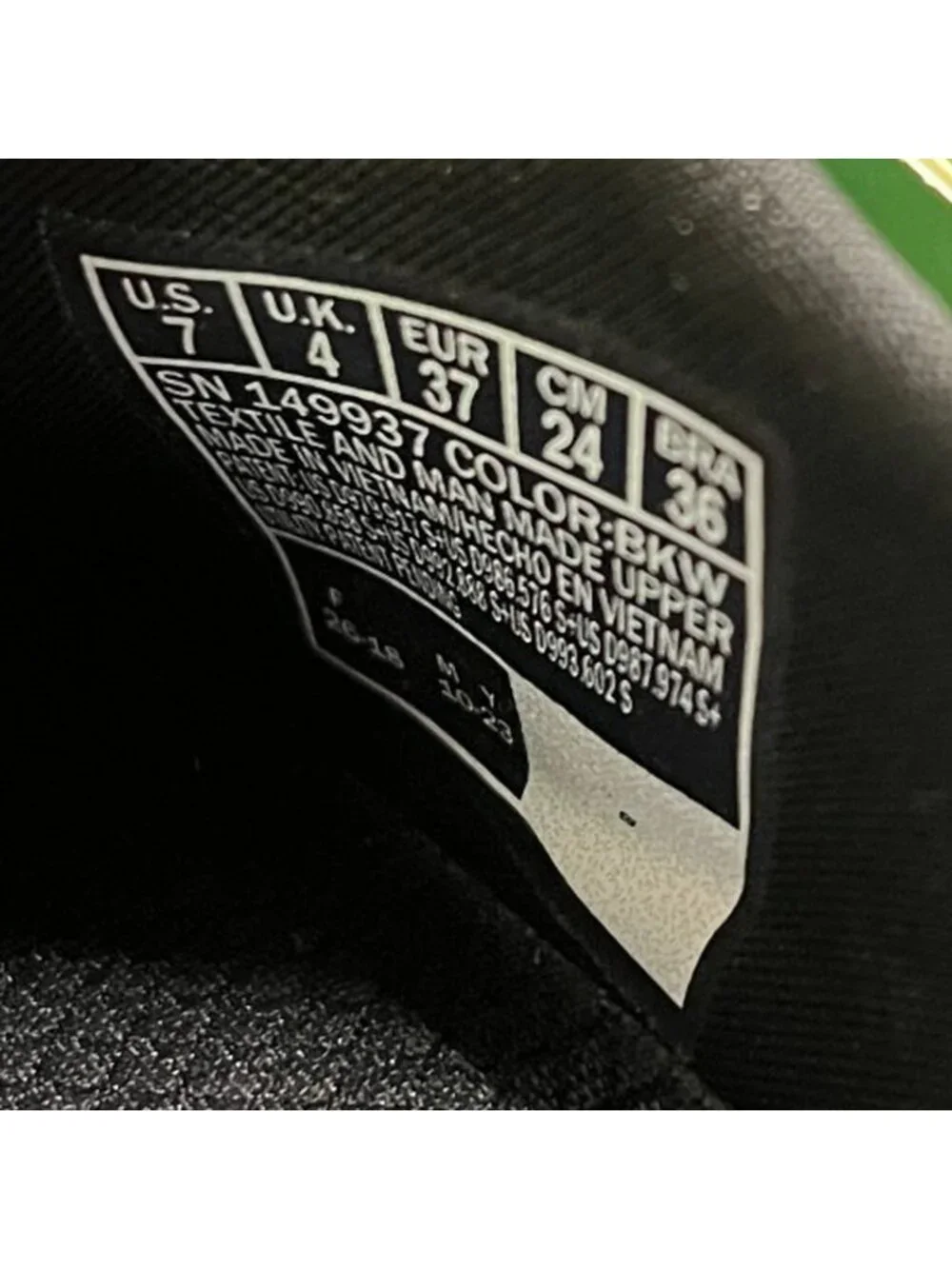 Skechers please review
